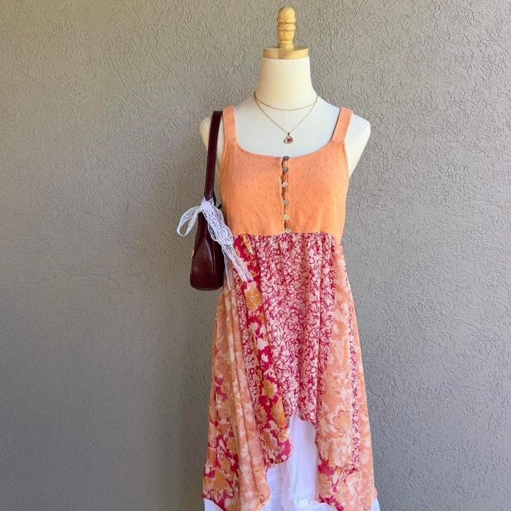Miss Me Floral High Low Tank Top Blouse Boho Size Large Y2K Western